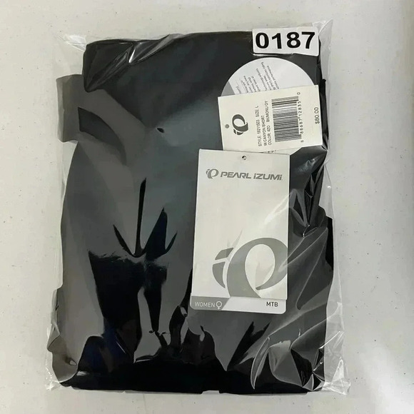 Pearl Izumi Womens M Mountain Trail Bike Cycling Shorts Black & Gray Athleisure - Picture 16 of 16